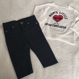 Heartbreaker T-shirt and skinny pants